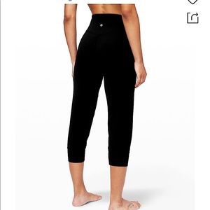 LULULEMON NEW align jogger crop
